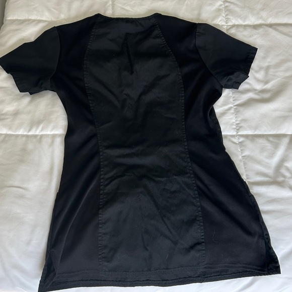 Cherokee bundles 4 tops 1 bottom - Picture 5 of 9